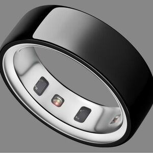 Oura Ring 4 in Black